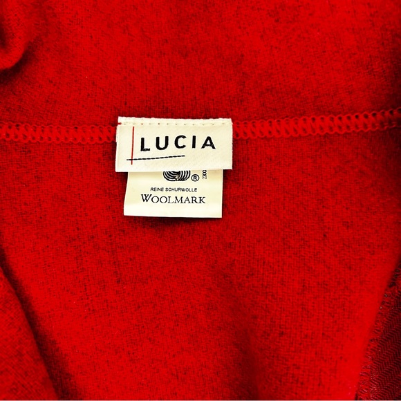 Women’s Lucia Grey 100% New Wool Coat Red Interior and Serged Seams in Size 16 - Picture 11 of 16